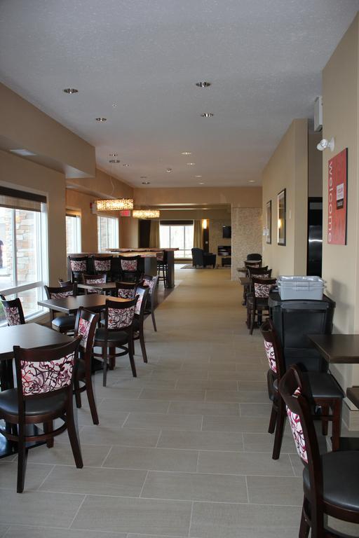 Comfort Inn & Suites Edmonton International Airport Nisku Extérieur photo