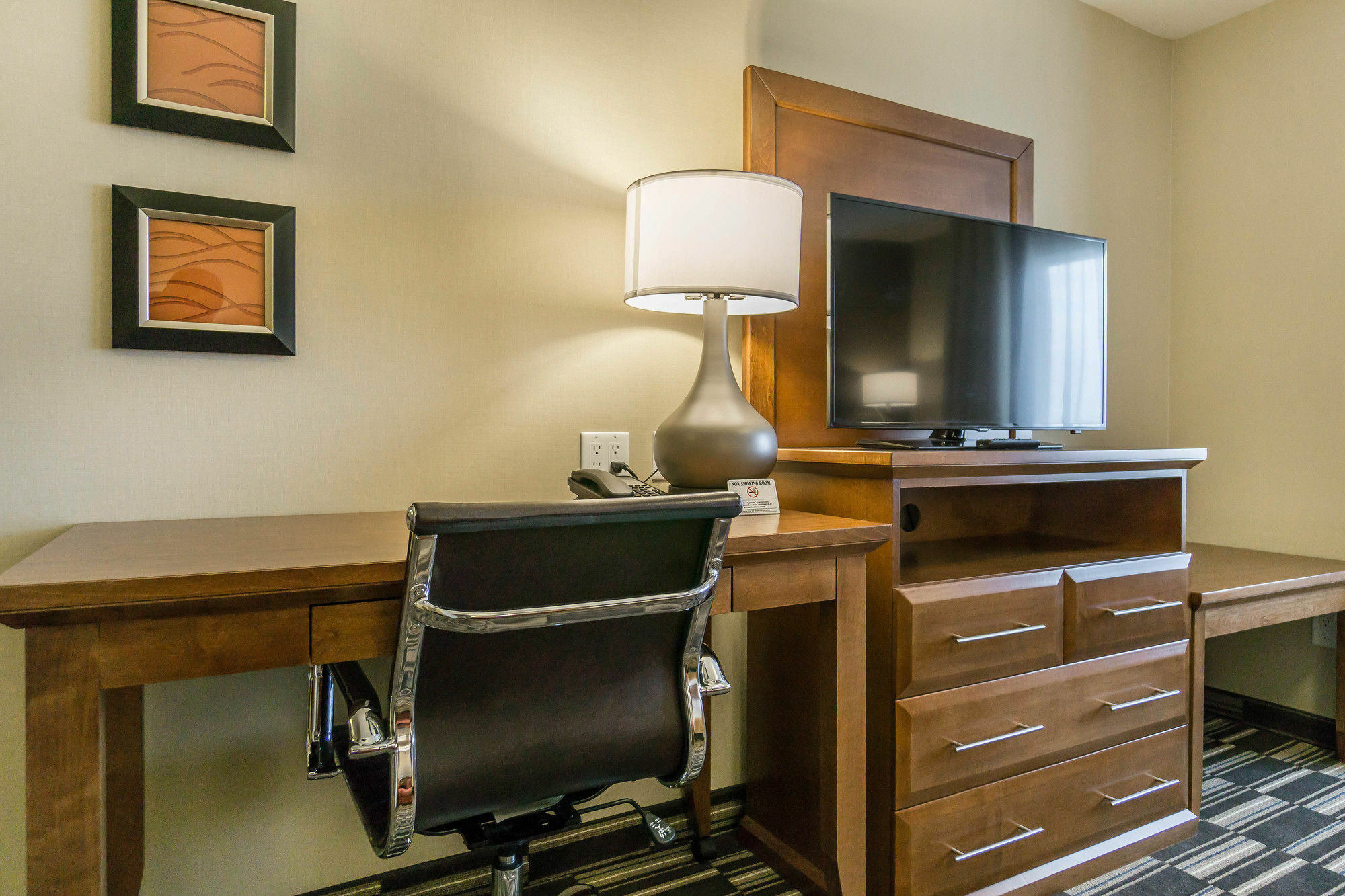 Comfort Inn & Suites Edmonton International Airport Nisku Extérieur photo